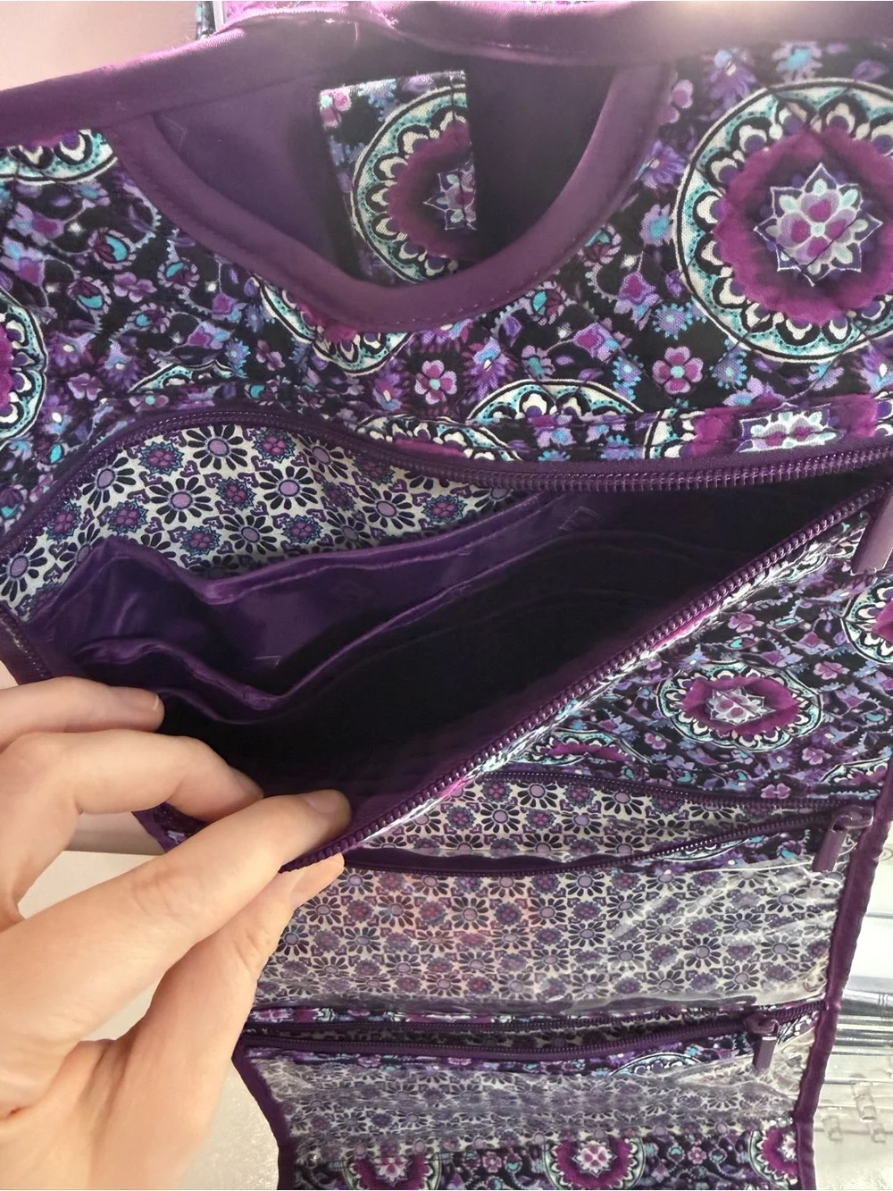 Vera Bradley Lilac Medallion Hanging Travel Organizer